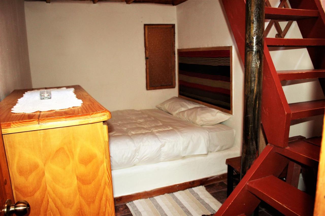 Incahuasi Travelodge Сан-Педро-де-Атакама Екстер'єр фото